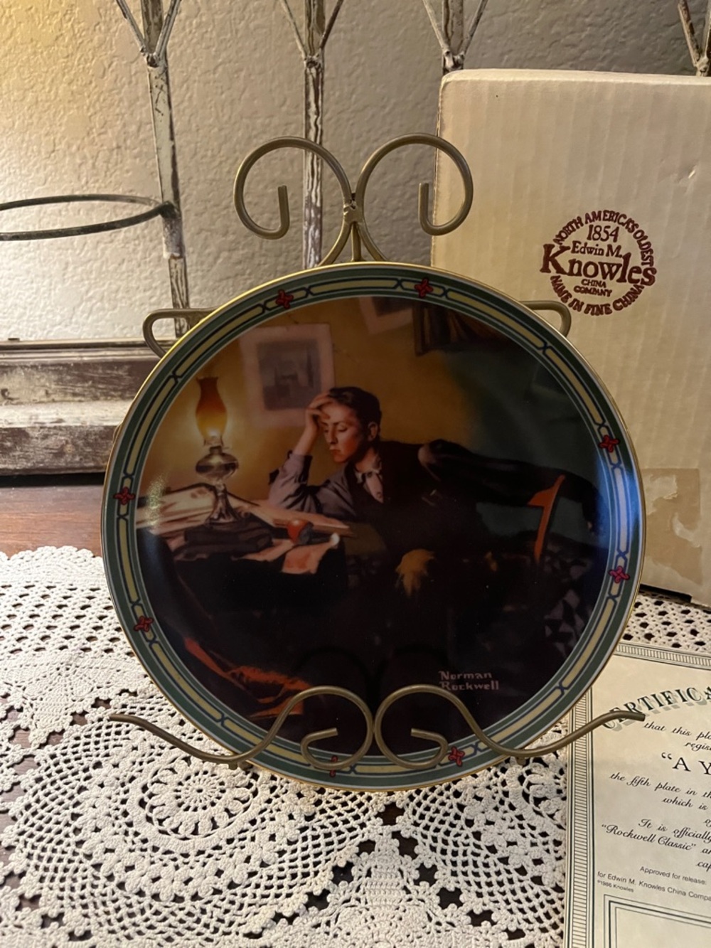 Knowles Decorative Collector Plate with Blue-Green Border and Red Accents